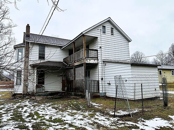 3rd image of 158 Center St