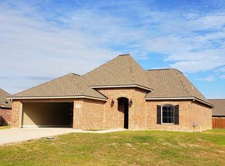 603 Chestnut St, Iowa, LA 70647