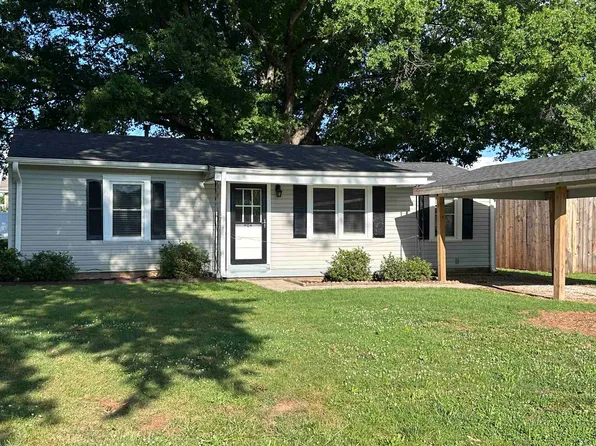 904 Irene Ave, Tuscumbia, AL 35674