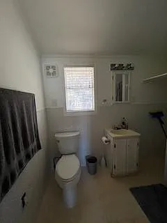 11403 Lakeside Dr — Photo 13
