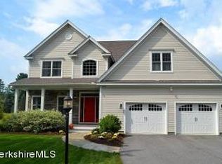 279 Spring St, Lee, MA 01238