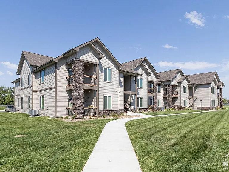 The Vue Luxury Apartments — Photo 9