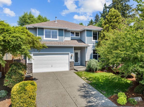 2528 Camas Ave NE