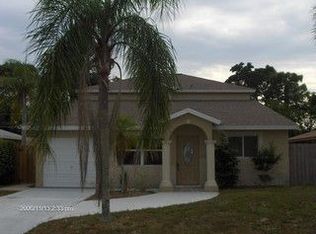 710 105th Ave N, Naples, FL 34108