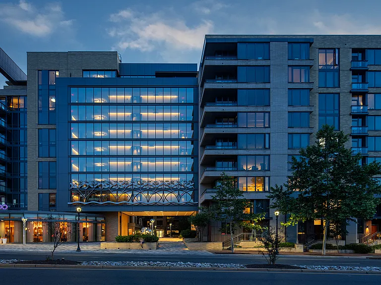 Luxury apartment living in Bethesda, MD