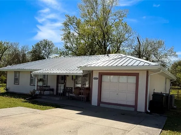 1607 N Washington St, Nevada, MO 64772