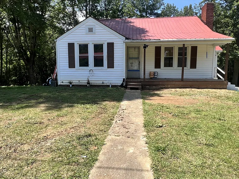 243 Boomer Commons Center Rd — Photo 1