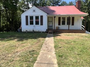 243 Boomer Commons Center Rd, Moravian Falls, NC 28654