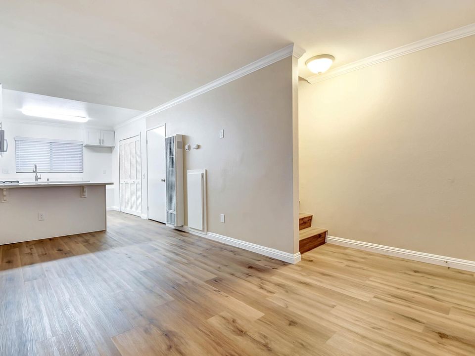 1st image of 310 Redondo Ave APT 102