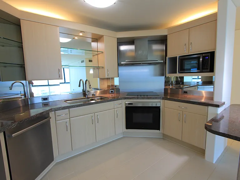 88 Piikoi St #3807 — Photo 8