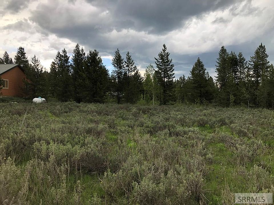2nd image of 4086 Yale Creek Rd