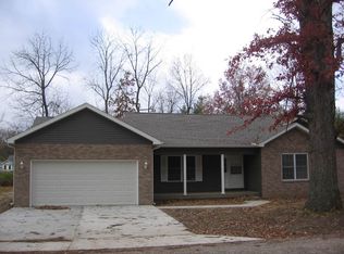 4577 Oakshire Ln, Terre Haute, IN 47802