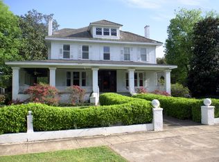 613 River Rd, Greenwood, MS 38930