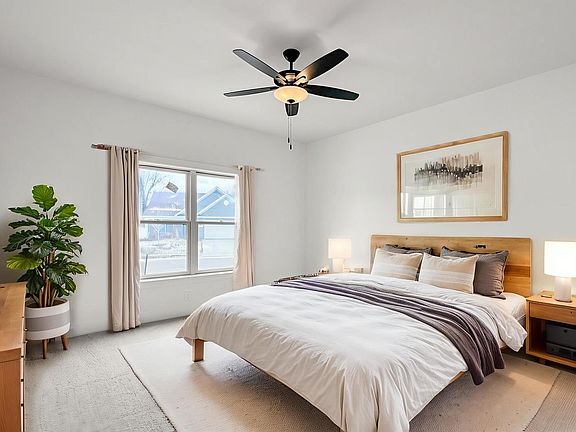 4th image of 606 Kevin Rd