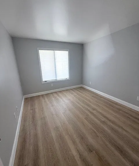101 King Dr — Photo 15