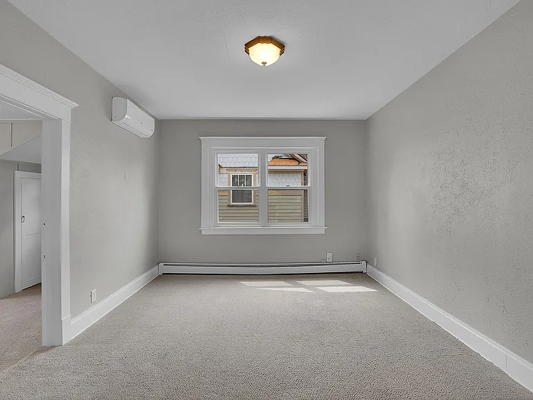 812 5th Ave #3 — Photo 9