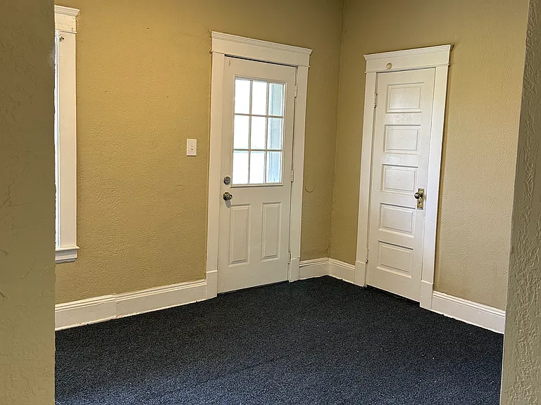 1338 Lakeview Rd — Photo 9