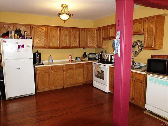 2nd image of 545 Forest Dr