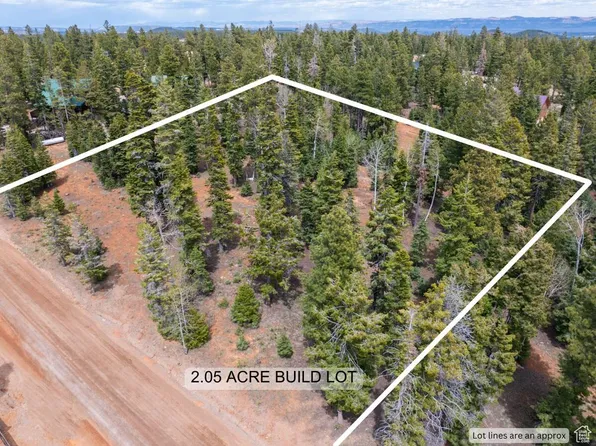 2970 N Smith & Wesson Cir, Kanab, UT 84710