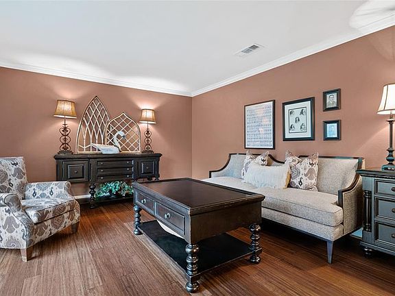 4th image of 5715 Vestavia Dr