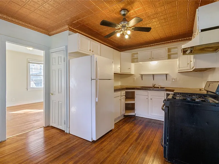 250 Sanford St — Photo 7