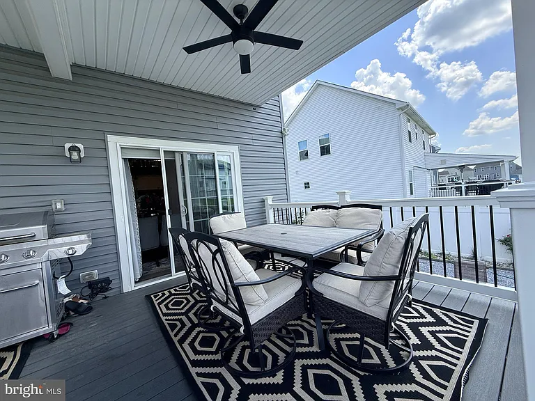99 Weston Dr — Photo 34