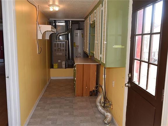 4th image of 4404 SE 22nd St