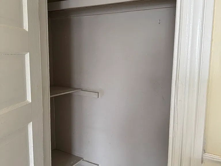 354 Cass Ave #3R — Photo 5