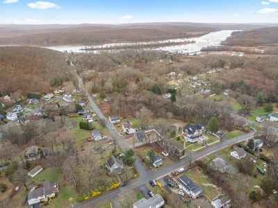 8 Read Street, Deep River, CT, 06417