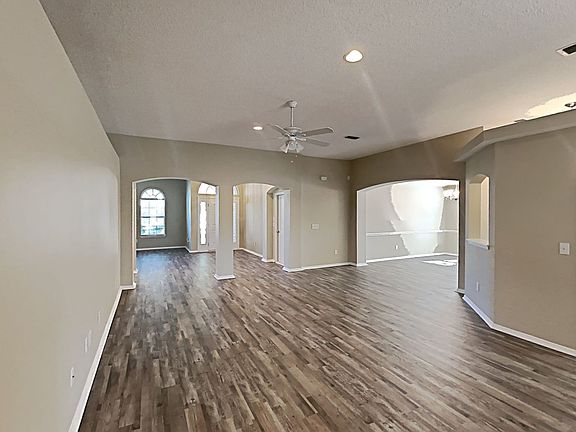 3rd image of 2062 Spoonbill St
