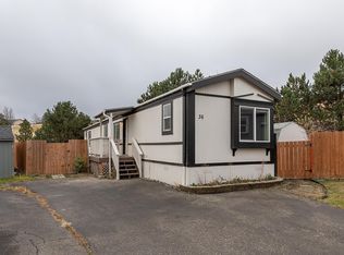 255 NW Golden Hills Dr SPC 36, Pullman, WA 99163