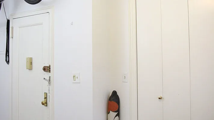 Rented by Nooklyn NYC LLC | media 13