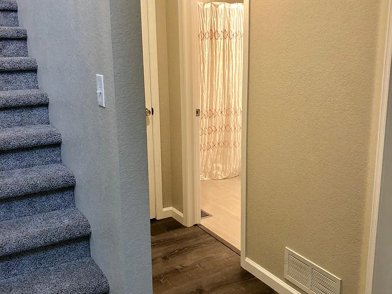 1627 Foxhall Ct — Photo 15