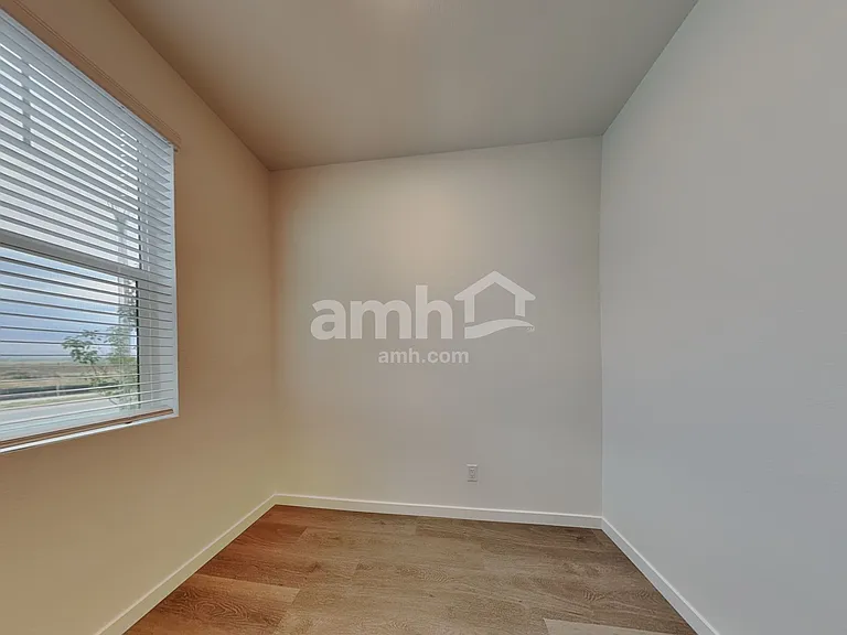 330 N Addison Way — Photo 7