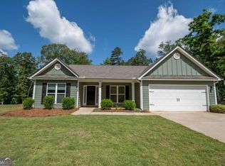 35 Westwood St, Danielsville, GA 30633