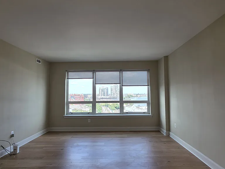 252 N Christopher Columbus Blvd #1104 — Photo 7