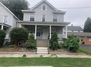 403 E Monroe St APT 2, Bloomington, IL 61701