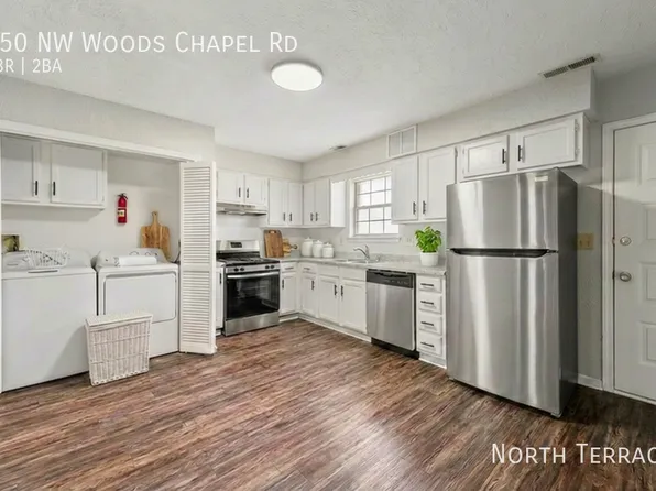 250 NW Woods Chapel Rd, Blue Springs, MO 64015