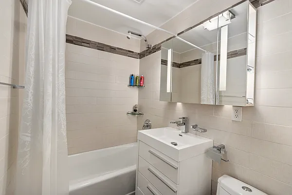 Rented by Compass | media 1