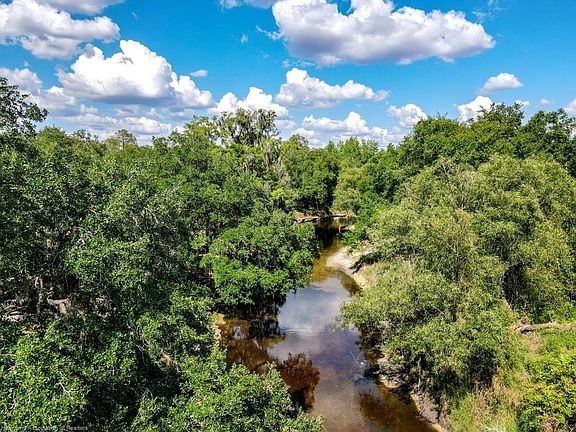 3rd image of 7038 Crooked Creek Ln