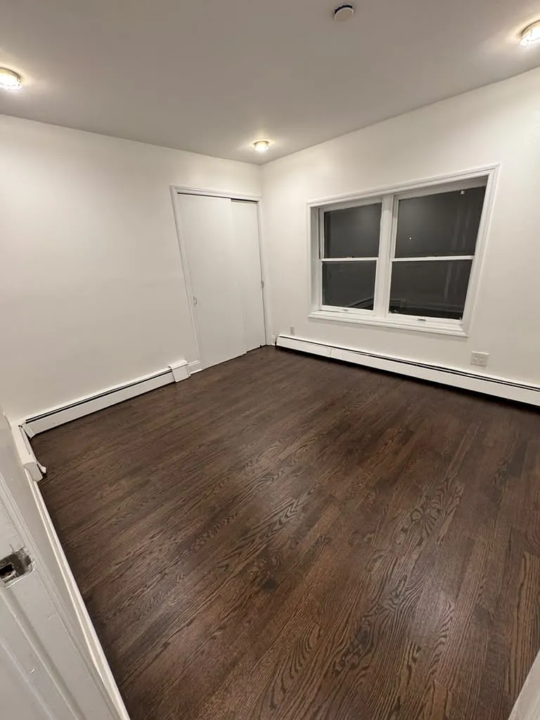 3 bed, $2,934 — Photo 2