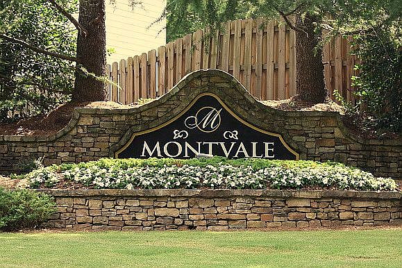 2nd image of 3920 Montglenn Ct