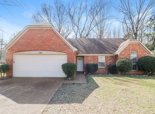 7101 Market Square Dr, Memphis, TN 38125