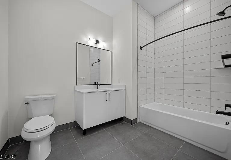 1 Union Ave #201 — Photo 13