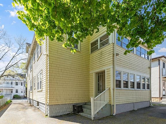 4th image of 57 Fairmont St #1