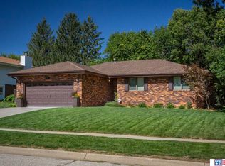 8210 Prescott Ave, Lincoln, NE 68506
