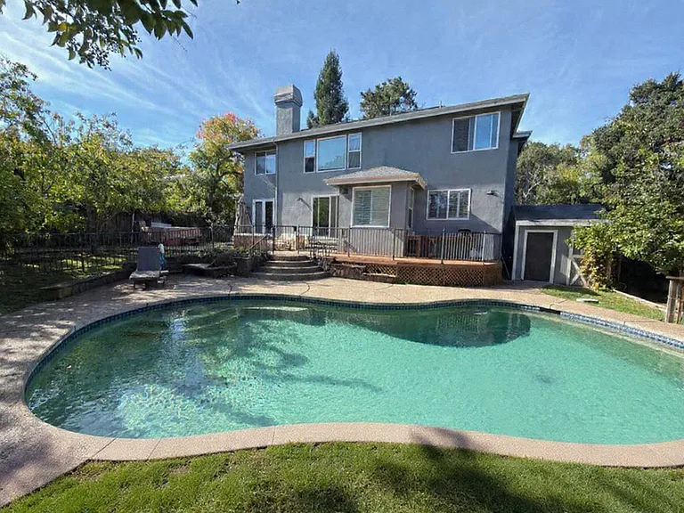 752 Eucalyptus Ave — Photo 24