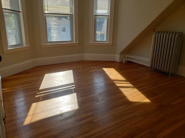 129 Summer St #3 — Photo 3