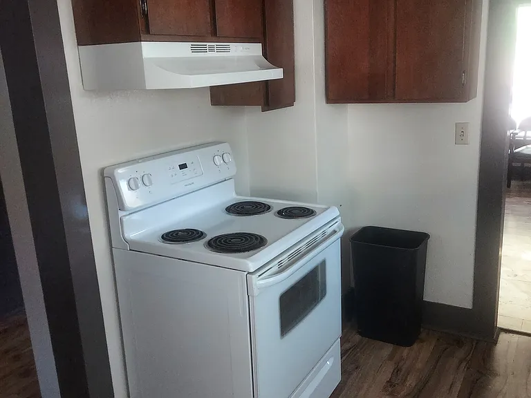 835 N 3rd St — Photo 7