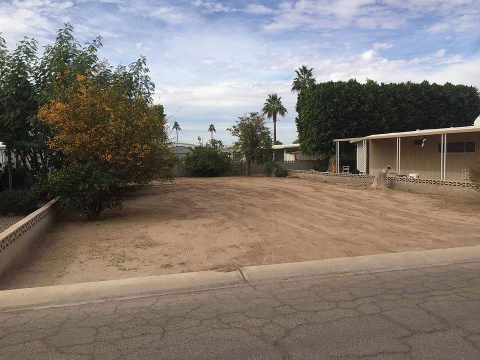 2nd image of 2050 S Whitewing Ave